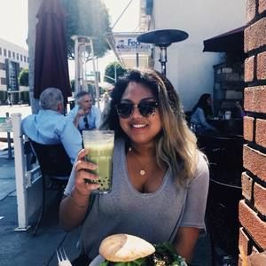 Meet your Posher, Sophia